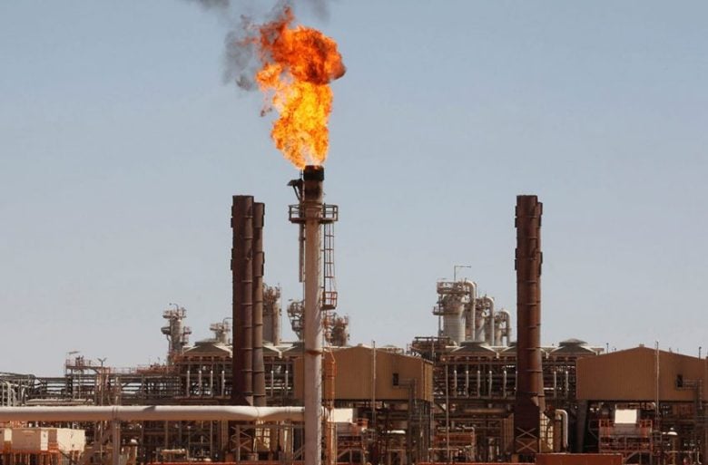 Oil Prices Fall as Dollar Strength and China Concerns Weigh on Demand