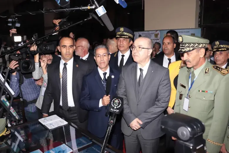 Algerian Prime Minister Highlights Ongoing Media War, Stresses Need for Preparedness
