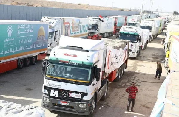Title: Humanitarian Aid Arrives in Gaza as Hostilities Continue