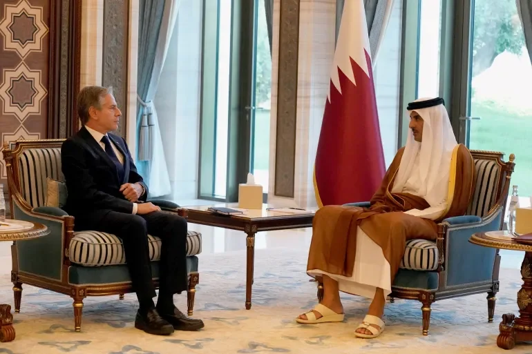 Qatari Amir Advocates De-escalation and Humanitarian Aid in Gaza During Meeting with Blinken