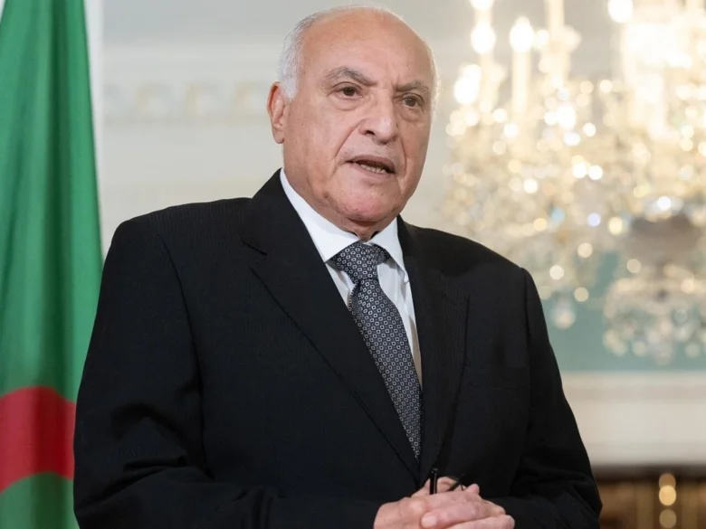 Minister Ahmed Attaf Embarks on Official Visit to the UK