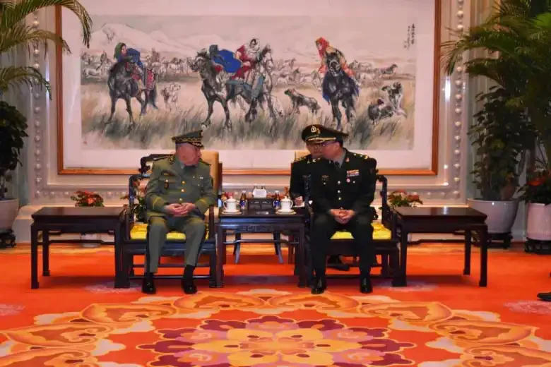 Algerian and Chinese Defense Leaders Discuss