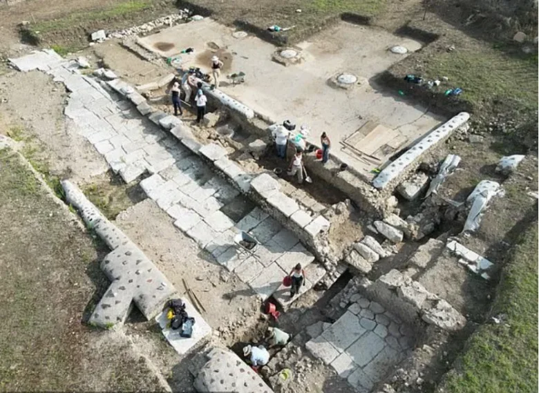 Lost Roman City Italy 1500 Years
