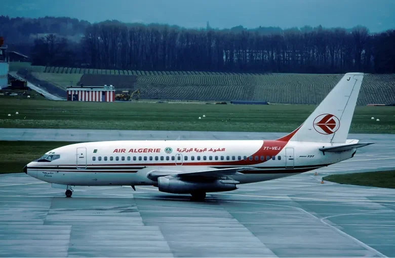 Air_Algerie_Boeing_737-200_Marmet-1