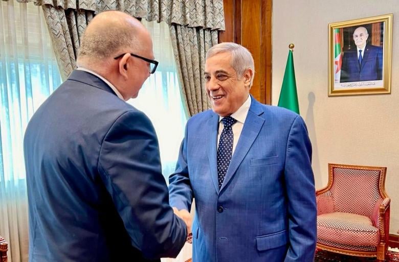 The Prime Minister receives the Cuban Ambassador after completing his mission
