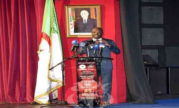 Hidaoui Oversees the Opening of the 20th National Children’s Theater Festival