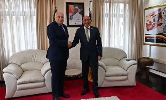 Algerian Foreign Minister Holds Working Session with Ugandan Counterpart in Kampala