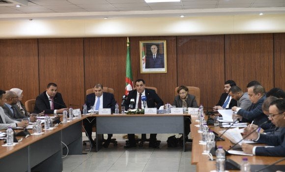 Algeria’s Minister of Justice Presents Draft Amendment of Conflict Court Law to National Assembly’s Legal Affairs Committee