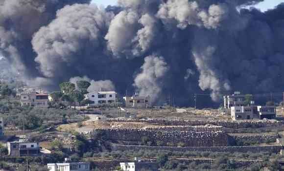 Israeli Forces Continue Demolishing Homes in Southern Lebanon