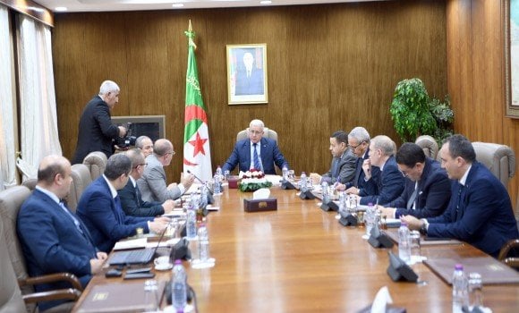 Algerian Parliamentary Speaker Leads Preparatory Committee Meeting on French Nuclear Tests in Algeria