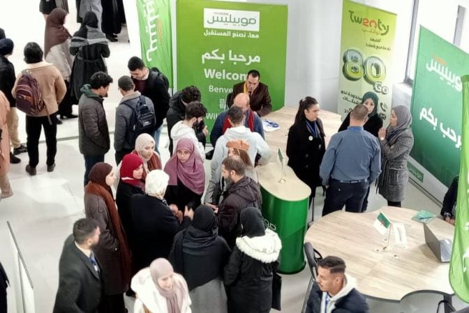Mobilis Supports the National School of Mathematics and Participates in the “Business Café” Event