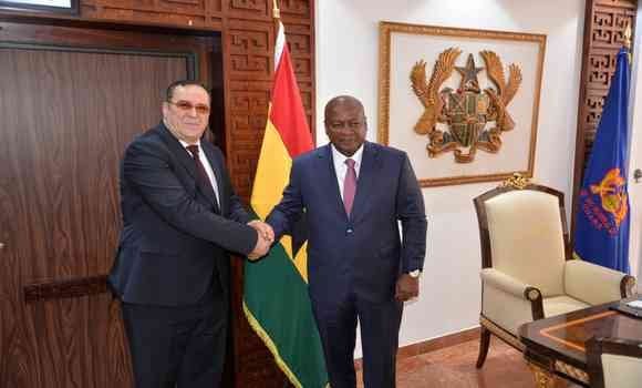 Minister of Communication Delivers Presidential Message to Ghanaian Counterpart