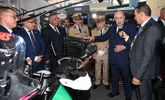 Algiers International Fair: President Emphasizes Importance of Continuing to Enhance National Product Competitiveness