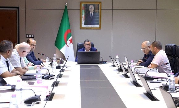 Saioud Chairs Meeting on Public Service Compensation in the Transport Sector
