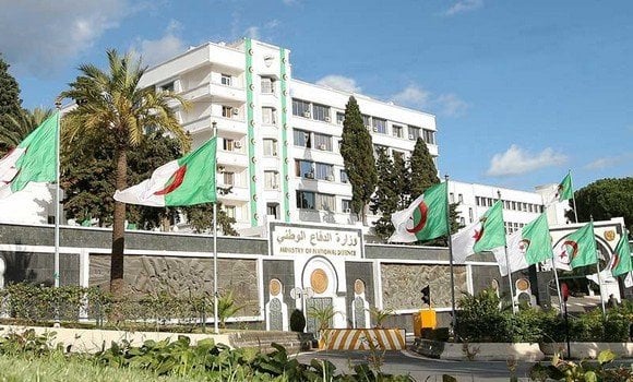 Algerian People’s National Army: Thwarting Attempts to Smuggle Over 3 Quintals of Treated Hashish