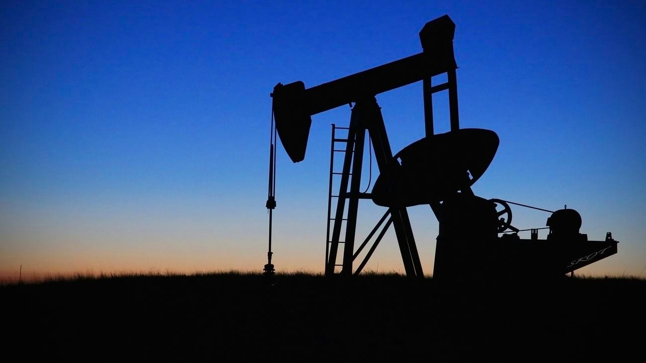 Oil Prices Rebound Amid Market Volatility, Recovering from Previous Session’s Losses