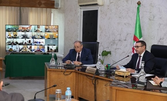 Mr. Saïd Saioud chairs a coordination meeting with provincial governors, delegated governors, and district chiefs