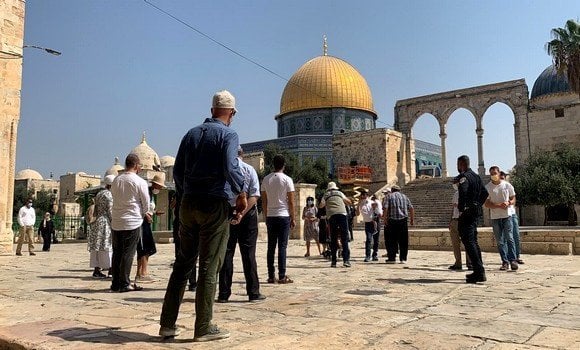 Zionist Settlers Storm Al-Aqsa Mosque