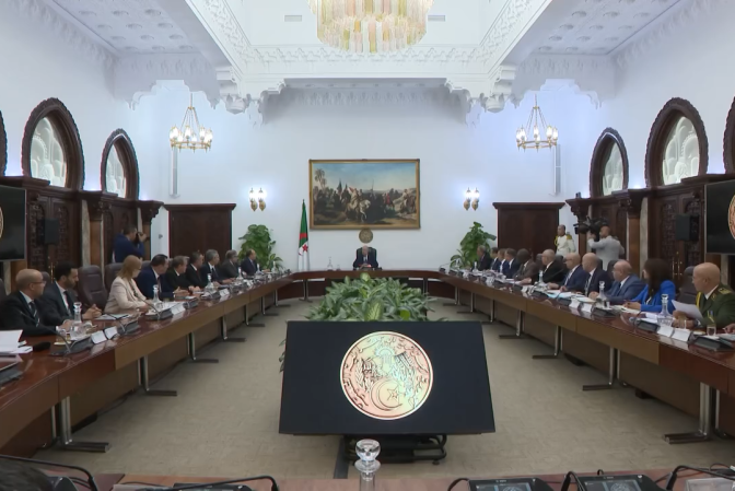 President of the Republic Chairs Special Meeting on Preparations for 2025 IATF