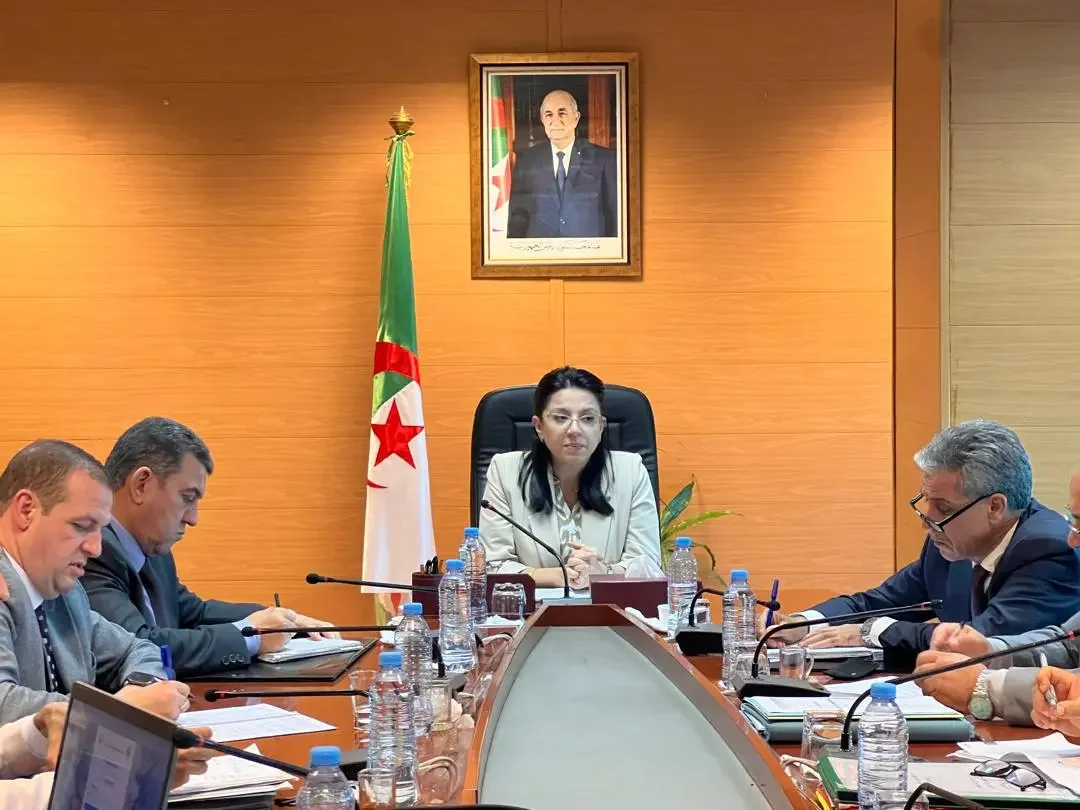 Abdelatif Chairs Meeting on Digital Platform for Milk Distribution Monitoring