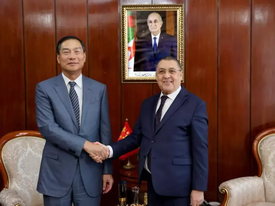 Merrad Receives Chinese Delegation