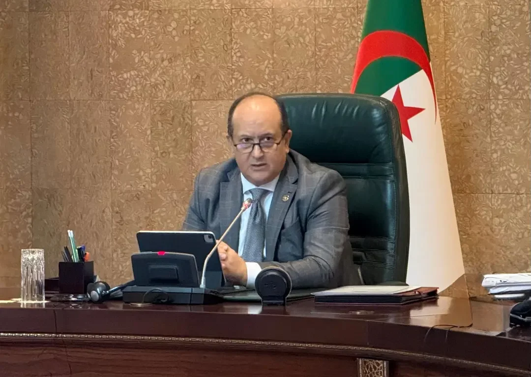 Government Meeting Reviews Draft 2026 Finance Bill and Roadmap for Developing Micro-Enterprises