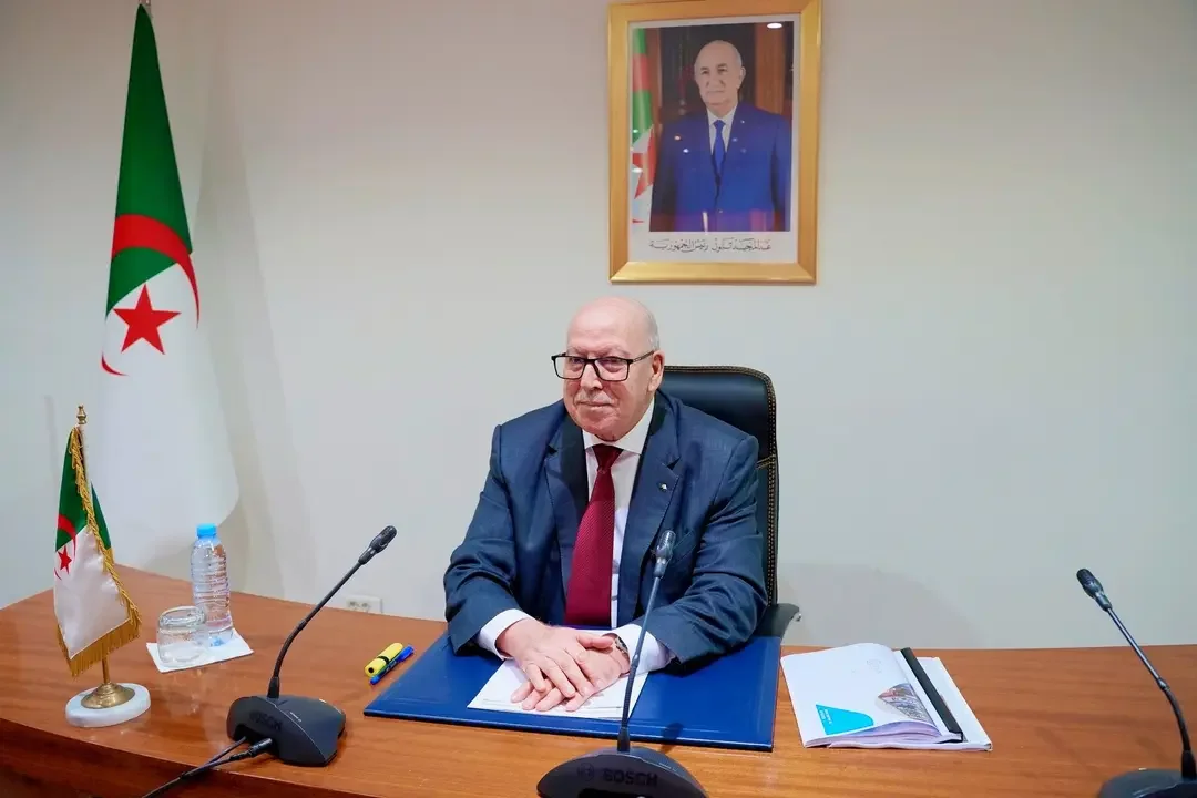 Industry: Mr. Bachir Discusses with Gitex Officials Ways to Revive Algeria’s Textile and Leather Industries Sector