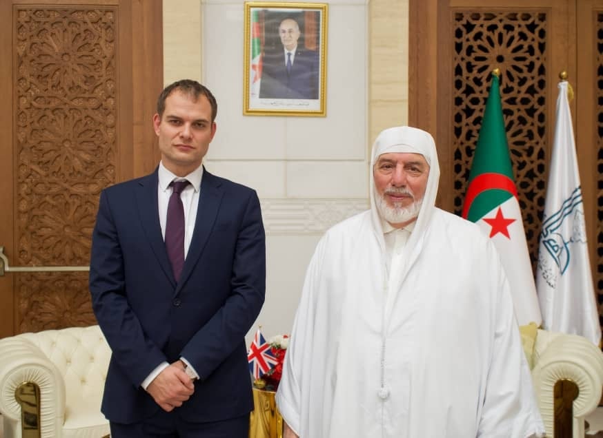 UK Official Visits Algeria’s Grand Mosque, Discusses Cooperation