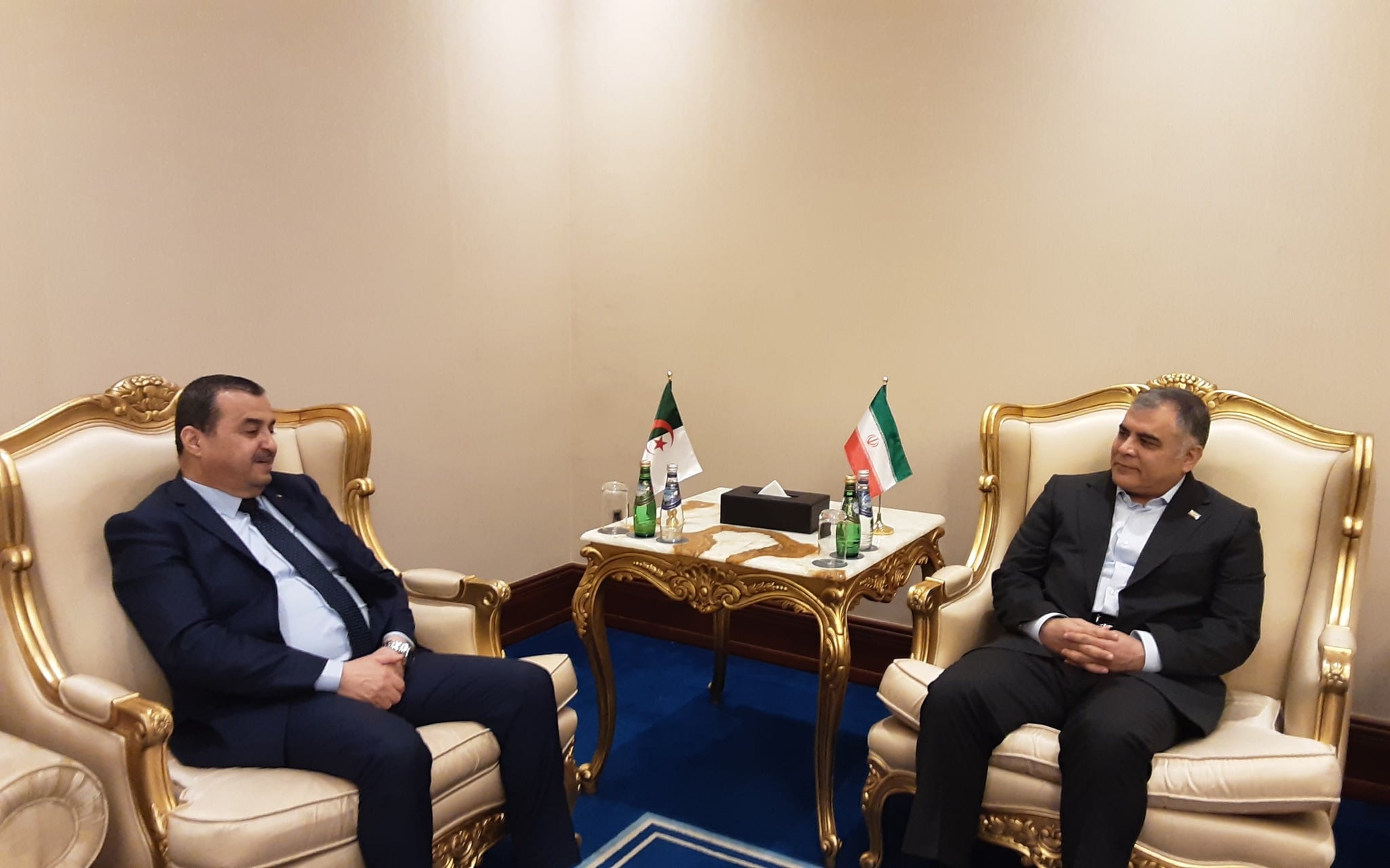 Algeria & Iran Explore Oil & Gas Partnership in Doha Talks
