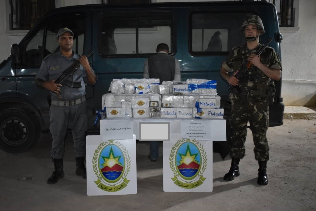 Algerian Customs Seize 114.5 kg of Cannabis in Djelfa Operation