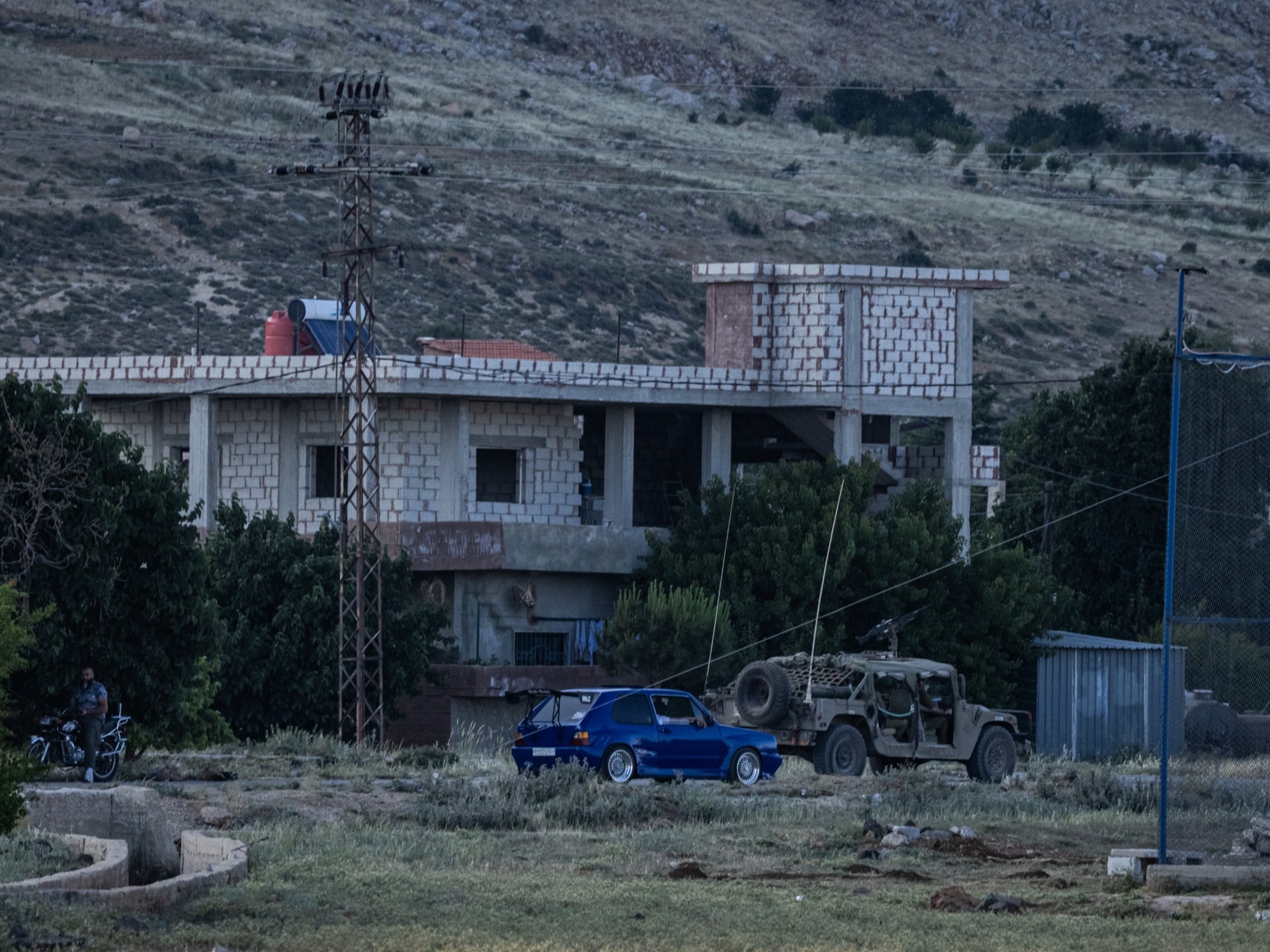 Israeli Military Incursion Reported in Quneitra Region of Syria, Raising Regional Tensions