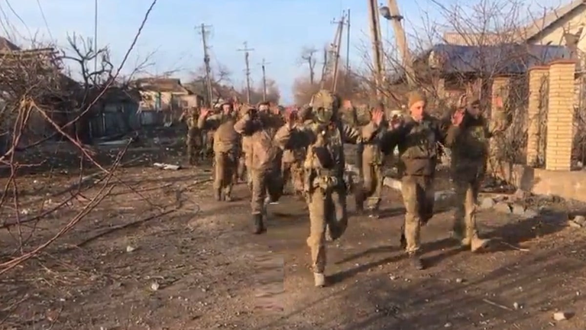 Fact Check: Viral Video of Ukrainian Soldiers Surrendering in Kupiansk is Misleading and Old