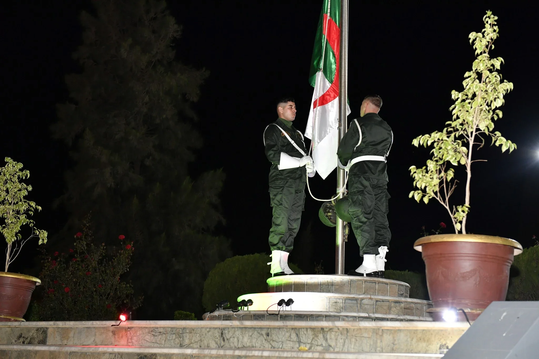 Algerian Army Units Mark Revolution Anniversary with Flag Raising