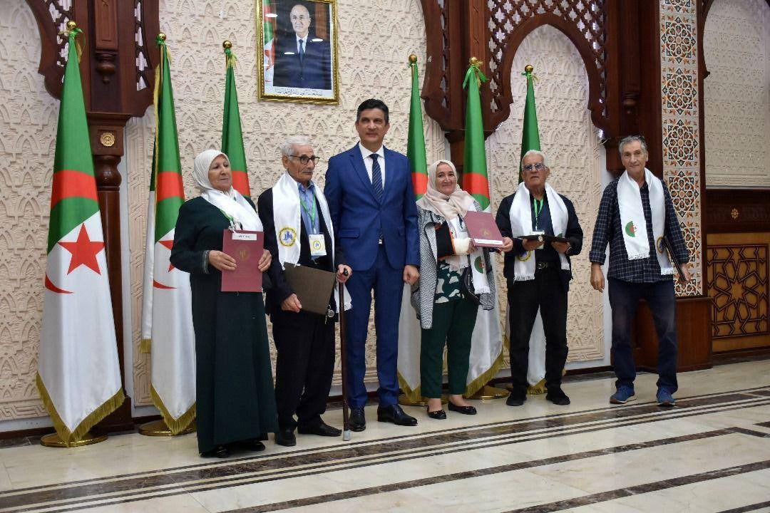 Algiers Distributes Over 2,300 Housing Units