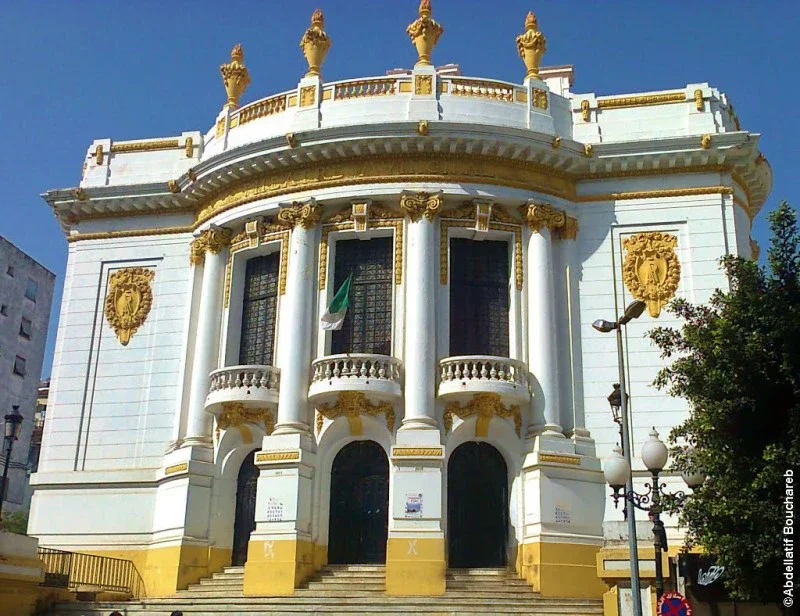 Skikda Celebrates Opening of 25th National Theatre Days