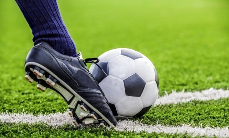 Temouchent Maintains Lead as Promotion Race Heats Up