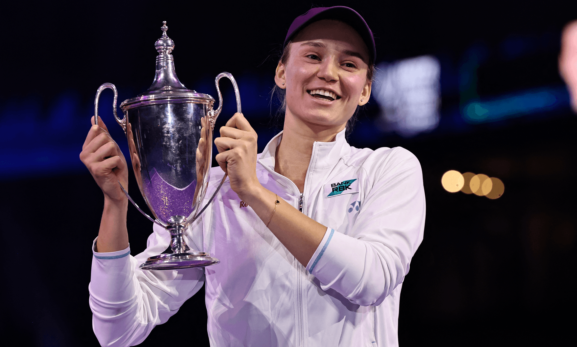 Rybakina Dominates Sabalenka to Win Riyadh WTA Finals