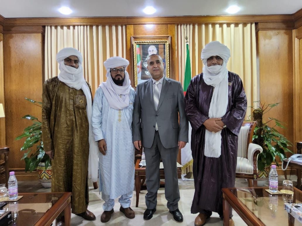 Energy Minister Meets with Parliamentarians from Illizi Province