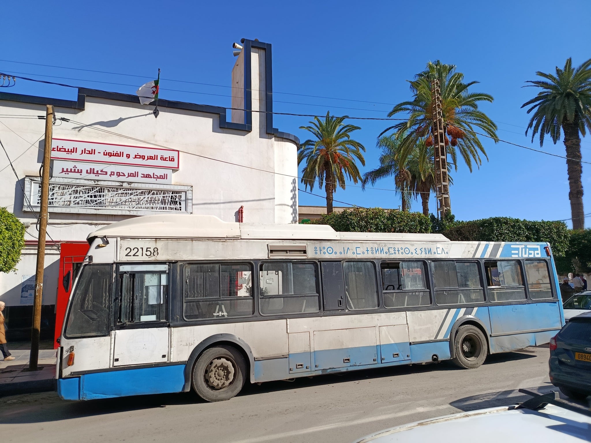 ETUSA Provides Bus Service After Rail Line Disruption