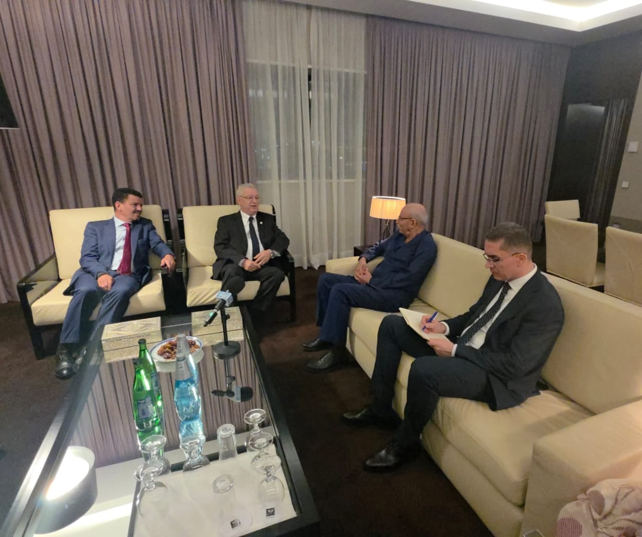 Algerian Senate President Meets Sahrawi Leader in Angola