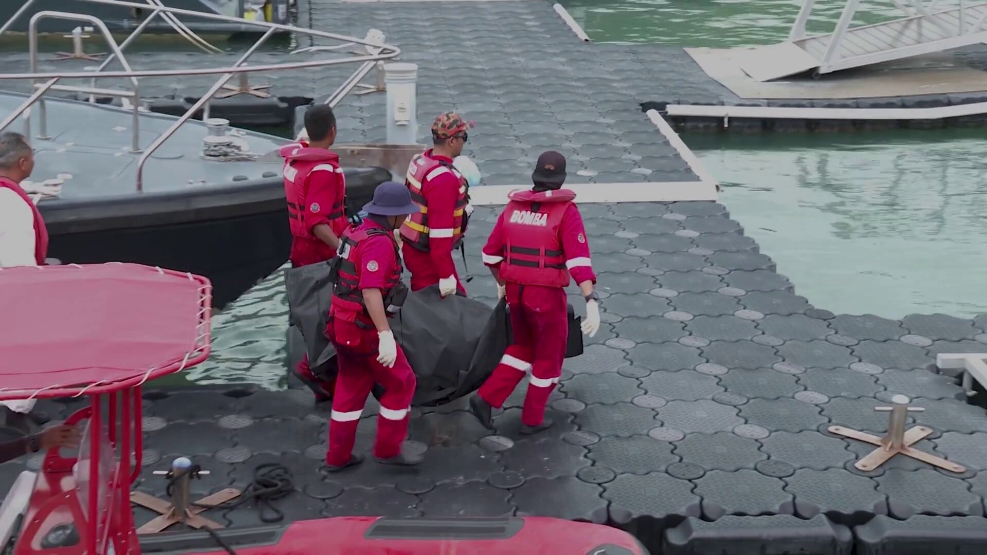 Malaysia Intensifies Search After Migrant Boat Capsizes