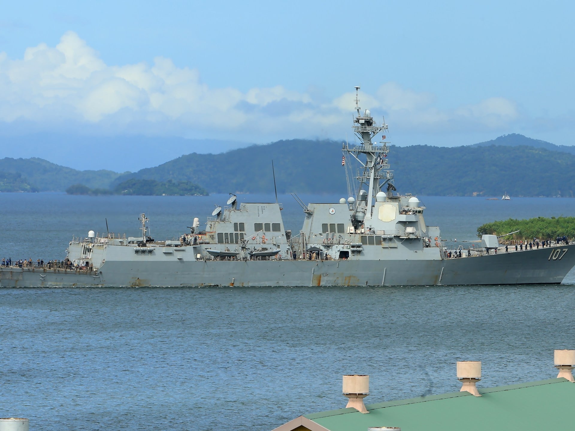 UK Suspends Intelligence Sharing with US Over Caribbean Operations