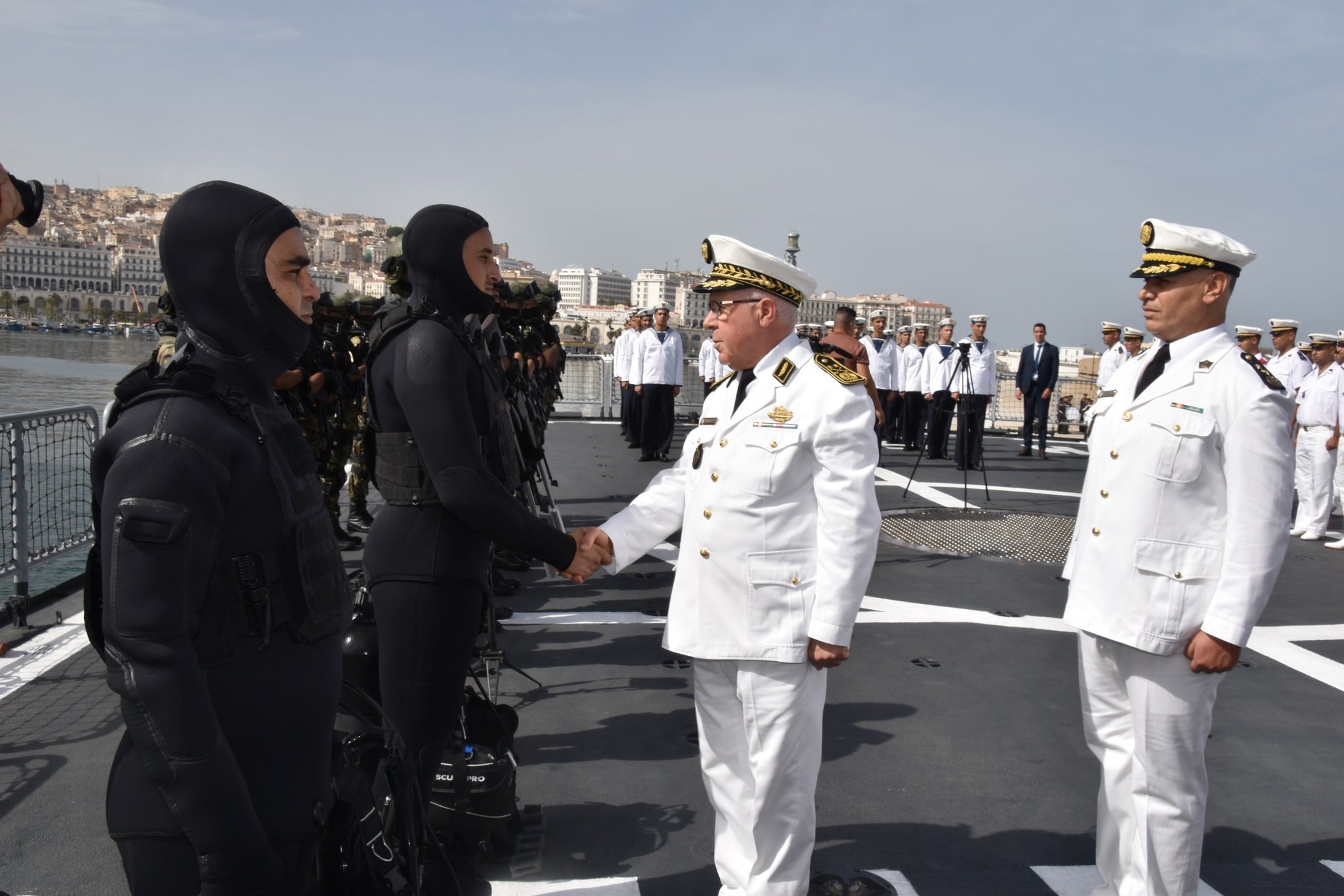 Commander Inspects ‘El Dhafer 920’ Corvette Ahead of UK Drills