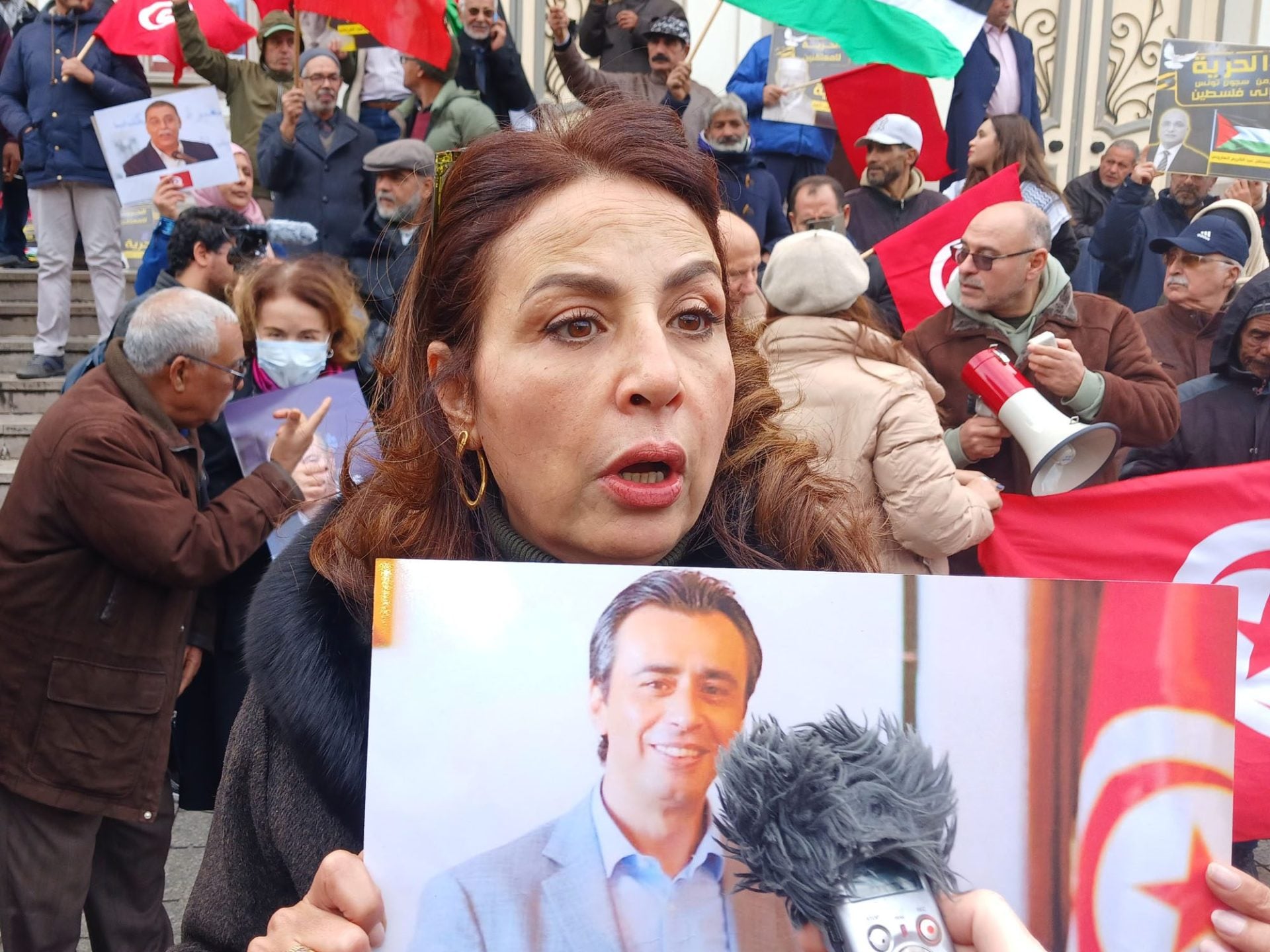Tunisian Dissident Jouhar Ben Mbarek Allegedly Beaten in Prison