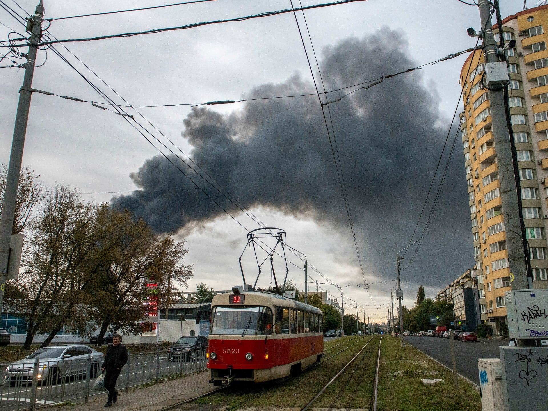 Kyiv Under “Massive” Russian Attack, Air Defenses Active
