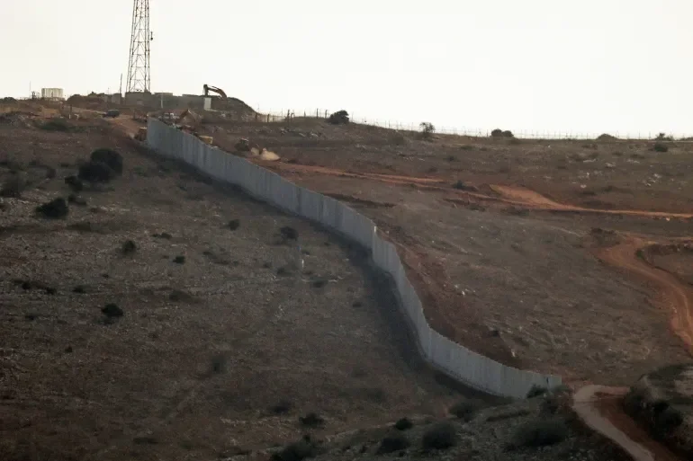 Lebanon Files UN Complaint Over Israeli Border Wall