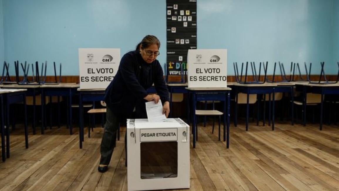 Ecuador Holds Referendum on Foreign Military Bases, New Constitution