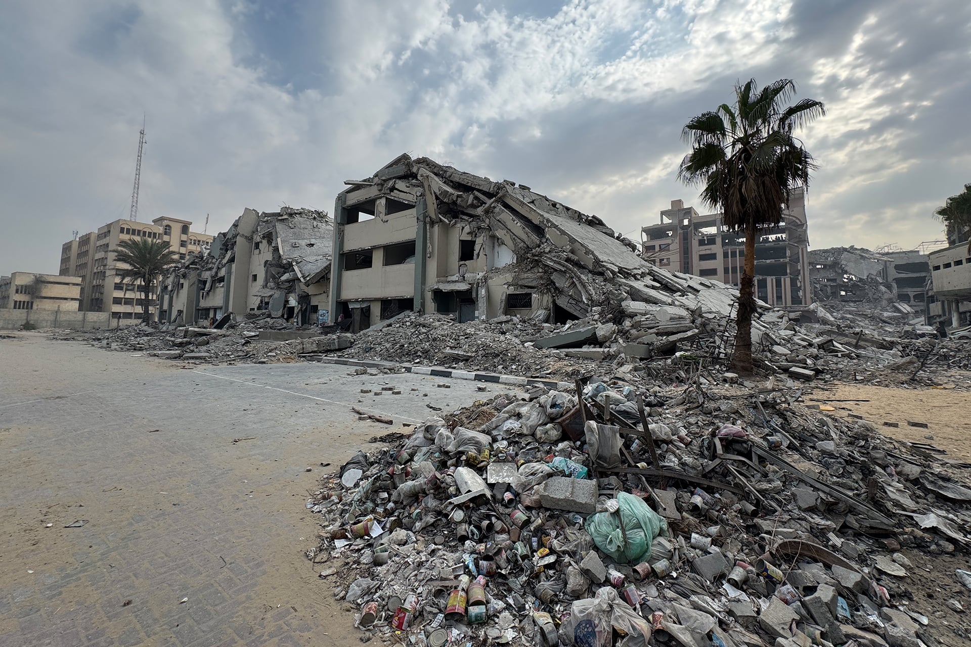 Palestinian Factions Reject Foreign Military Presence in Gaza