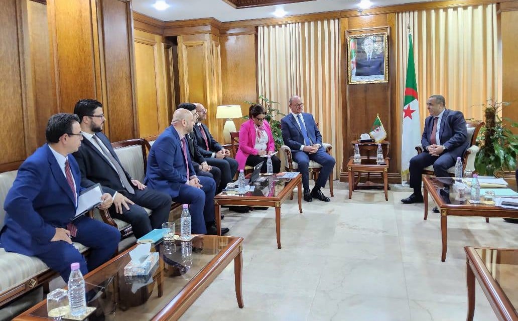 Algeria Explores Enhanced Energy Cooperation with Siemens