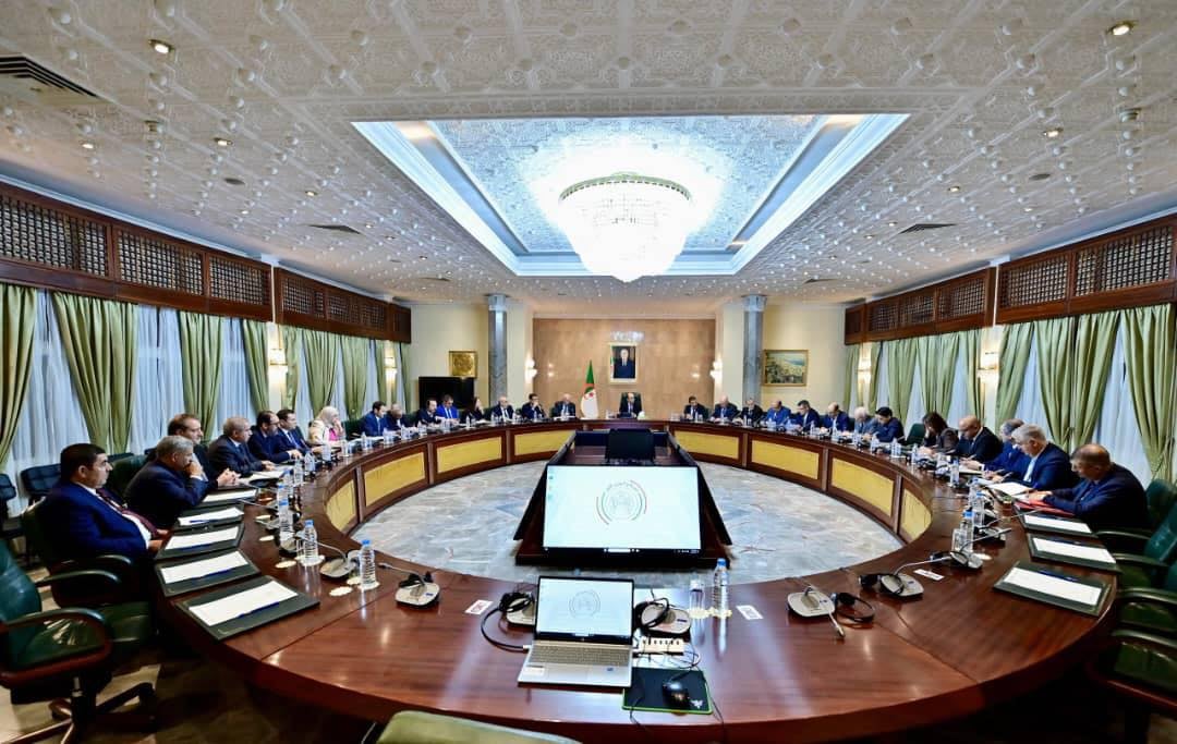Government Meeting Focuses on Public Art, Education, and Waste Recycling